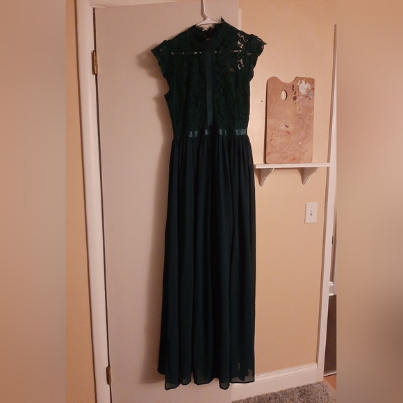 NWT Miusol Green Evening Dress Size Medium - Picture 1 of 4